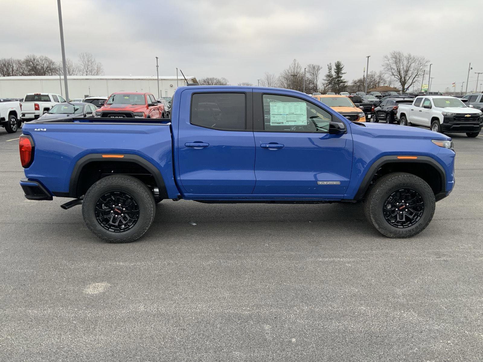 New 2026 GMC Canyon Elevation w/ Convenience Package image 15