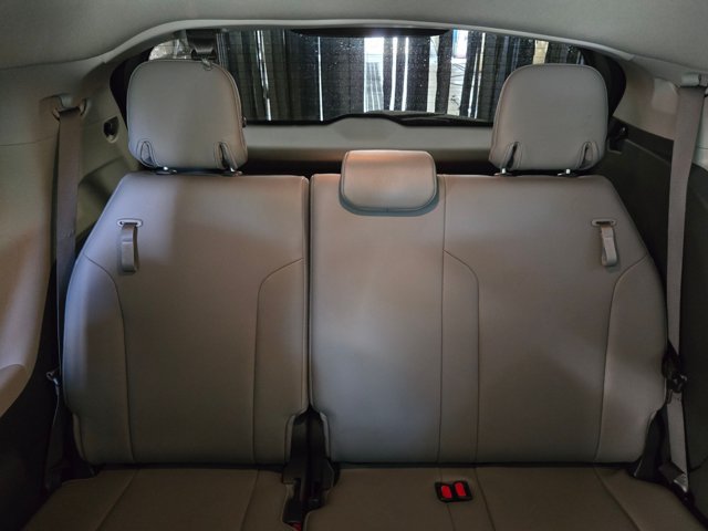 Used 2021 Toyota Sienna XLE FWD image 20