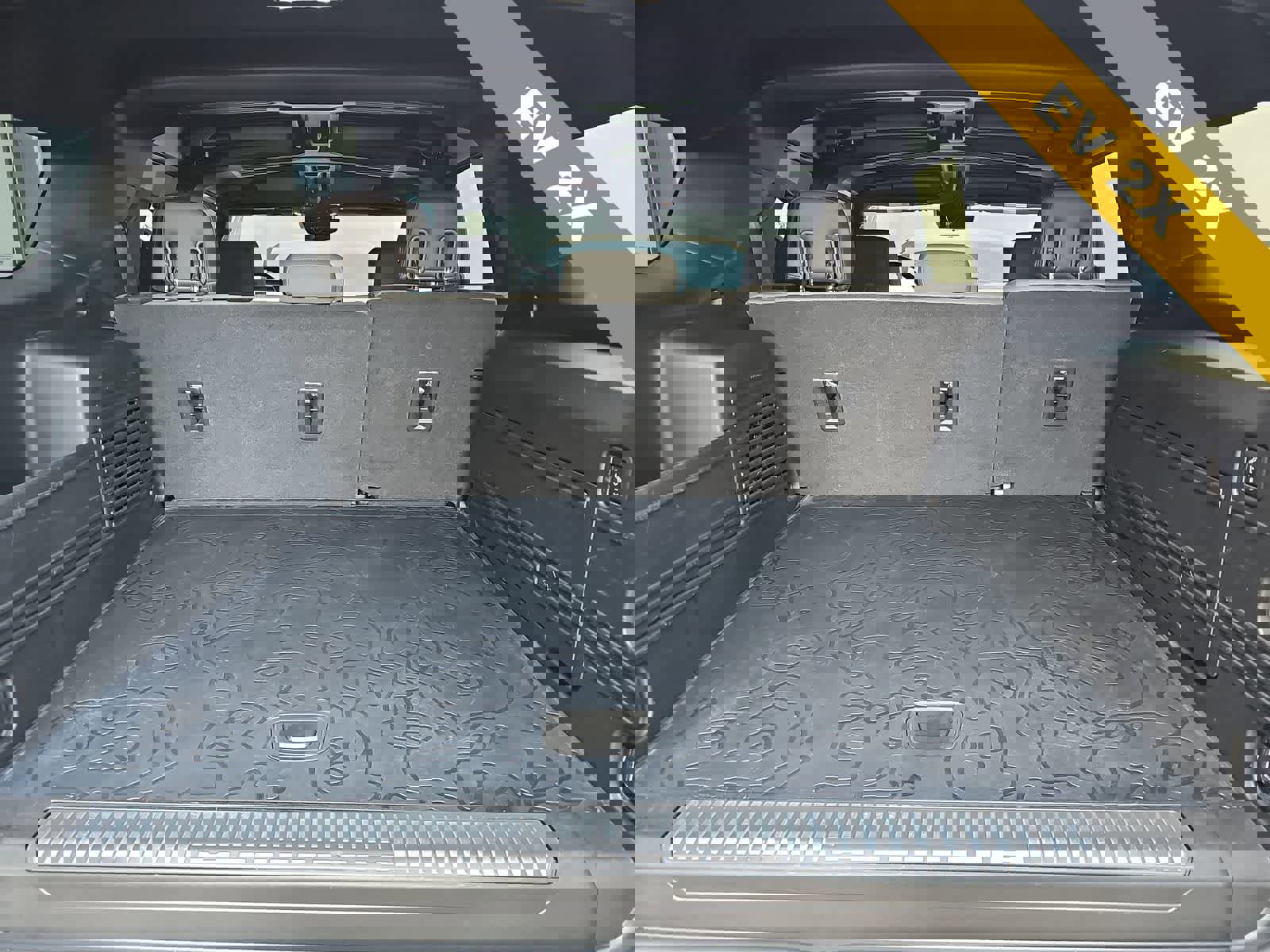 Used 2025 GMC Hummer EV 2X image 23