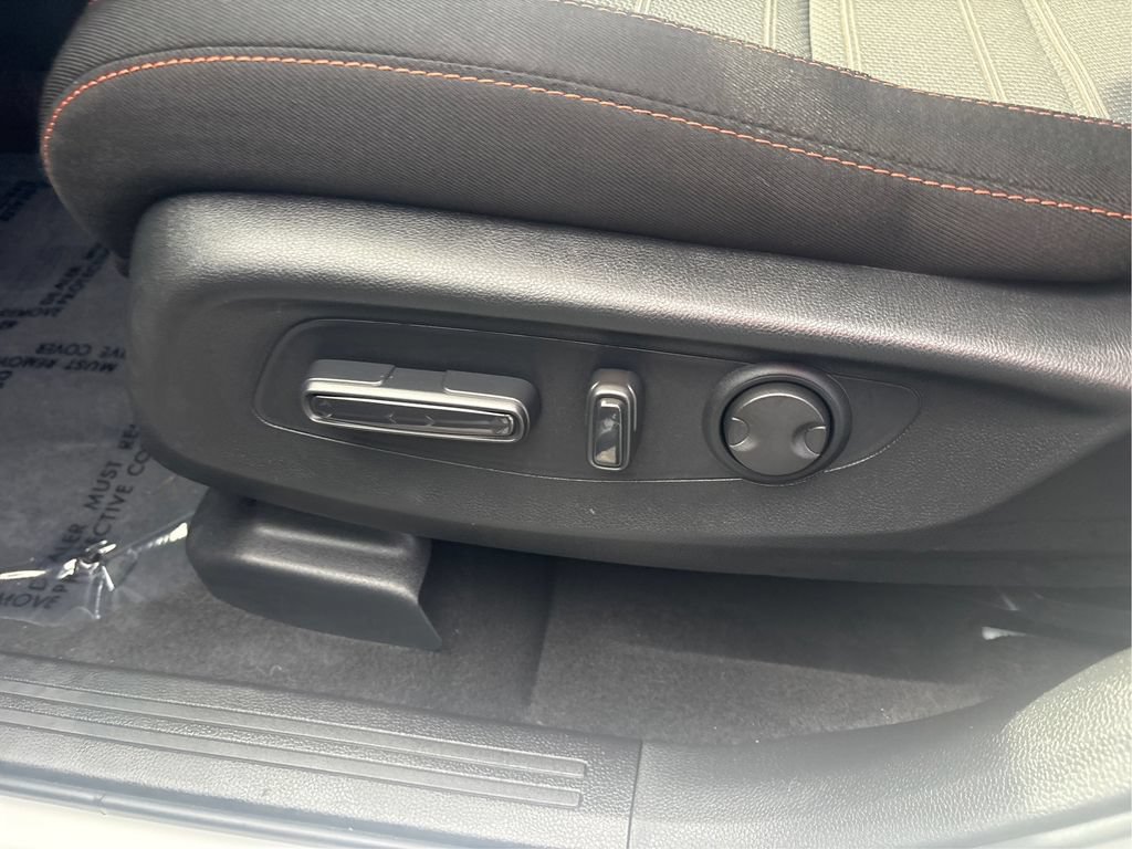 Used 2025 Honda CR-V Sport image 42