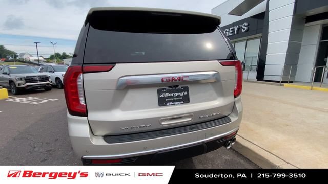 Certified 2023 GMC Yukon XL Denali w/ Denali Reserve Package AWD/4WD image 9