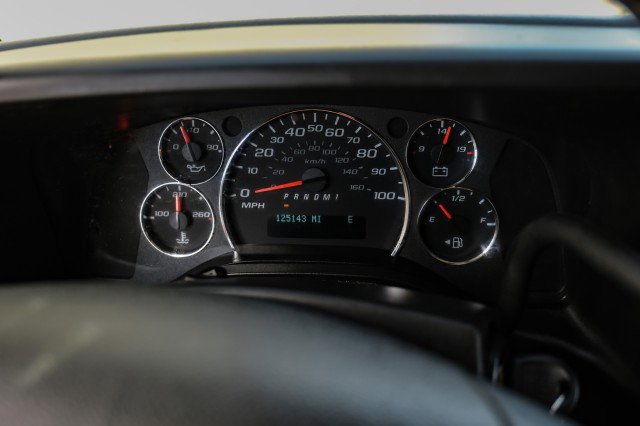 Used 2020 Chevrolet Express 2500 w/ Driver Convenience Package image 18