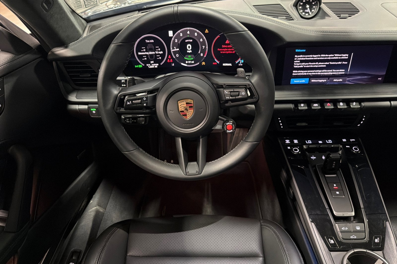 Used 2026 Porsche 911 Carrera 4 GTS AWD/4WD image 13