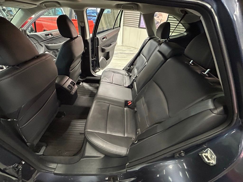 Used 2017 Subaru Outback 2.5i Limited image 46