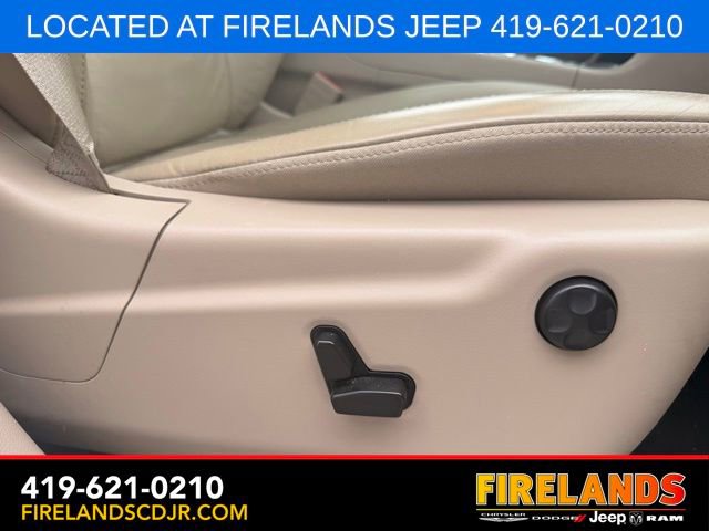 Used 2021 Jeep Grand Cherokee Limited AWD/4WD image 17