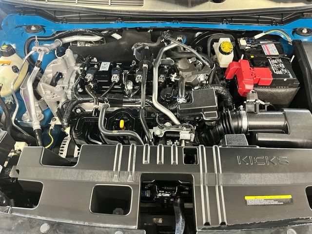 Used 2025 Nissan Kicks SR FWD image 21