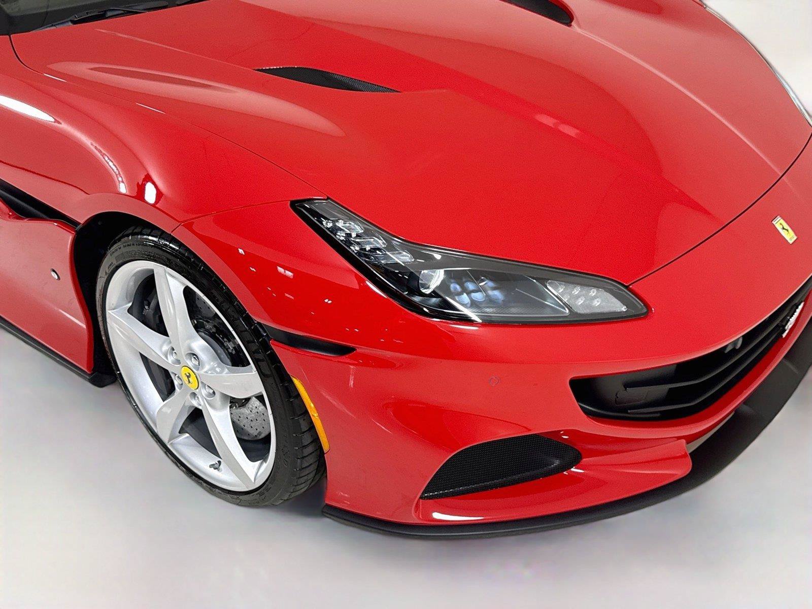 Used 2023 Ferrari Portofino M RWD image 31