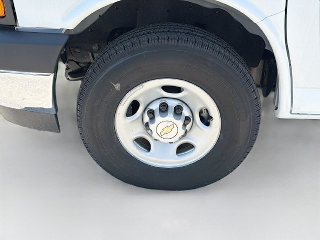 New 2026 Chevrolet Express 2500 w/ Driver Convenience Package RWD image 22