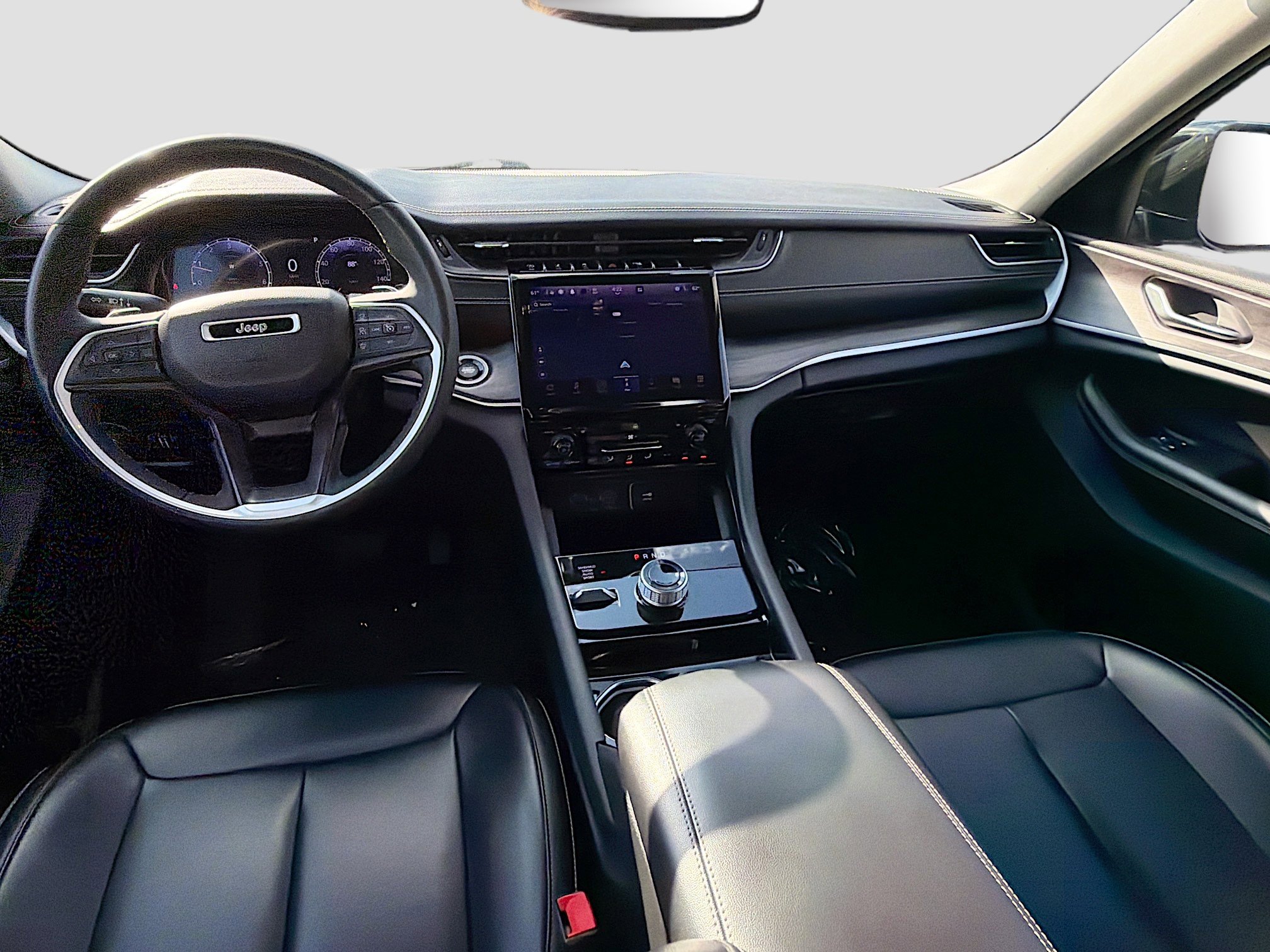 Used 2023 Jeep Grand Cherokee L Limited image 17