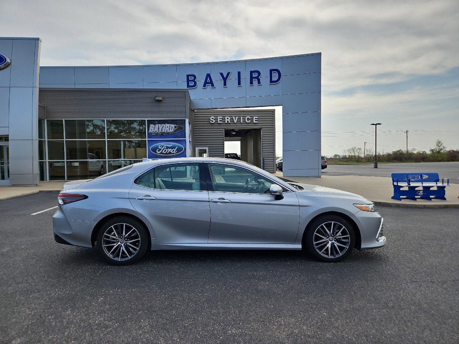 Used 2023 Toyota Camry XLE