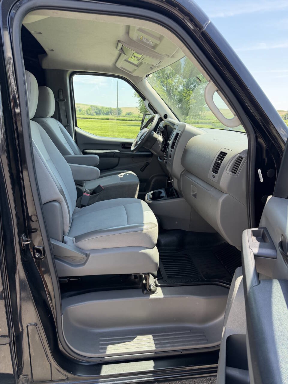 Used 2012 Nissan NV 1500 S RWD image 16