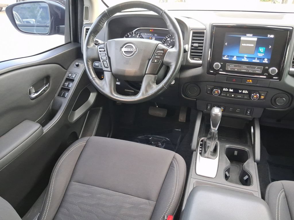 Used 2022 Nissan Frontier SV RWD image 11