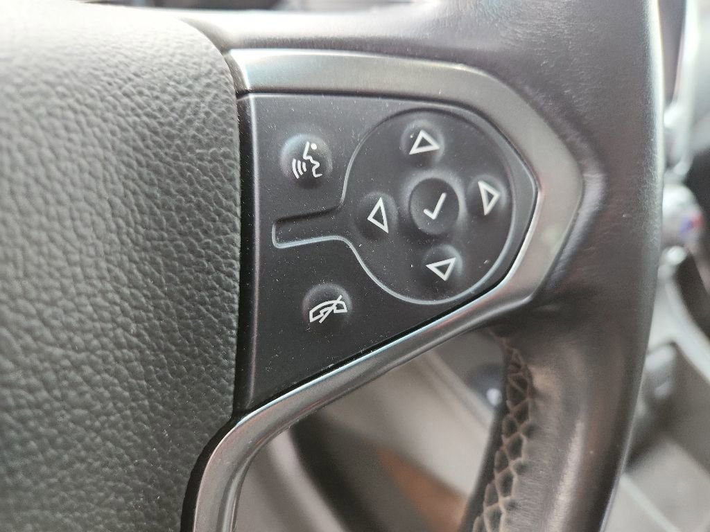 Certified 2020 Chevrolet Suburban LT AWD/4WD image 11
