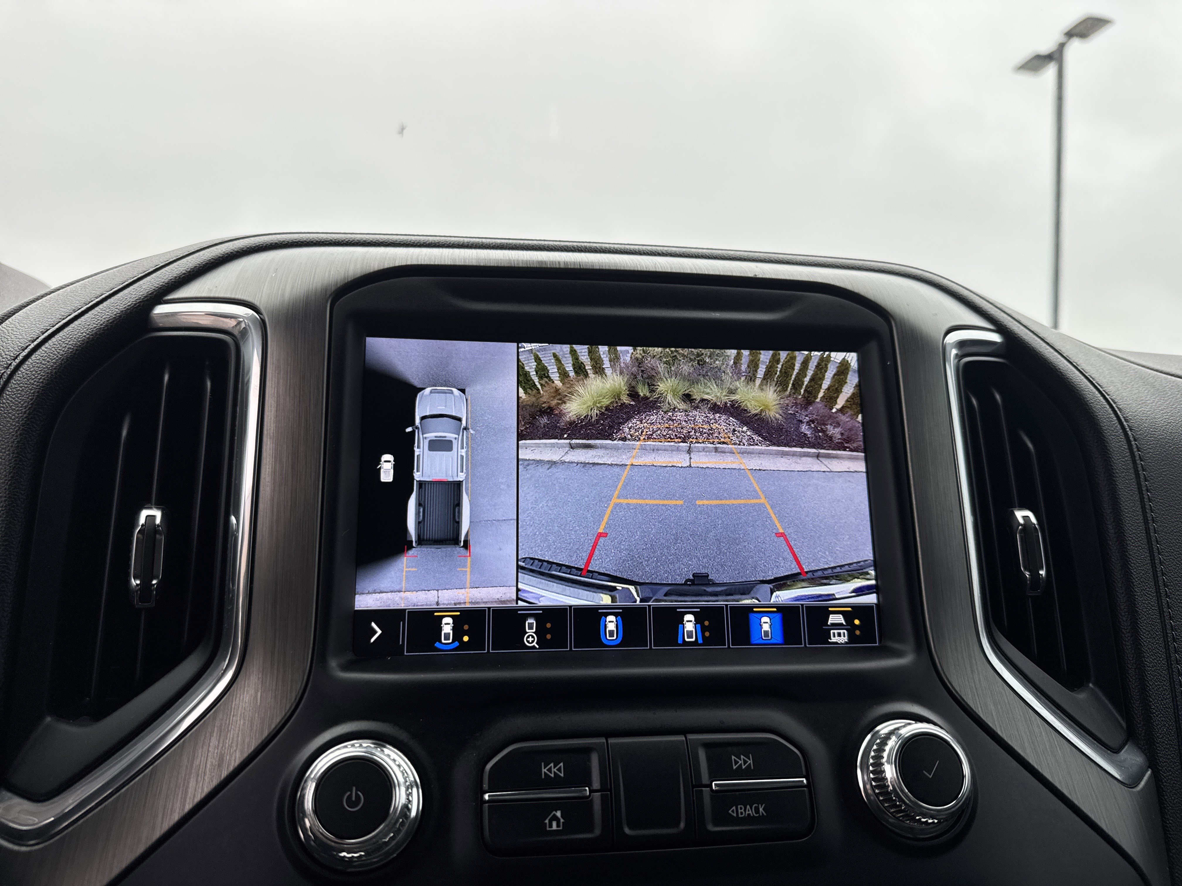 Used 2023 GMC Sierra 3500 Denali w/ Denali Ultimate Package image 26