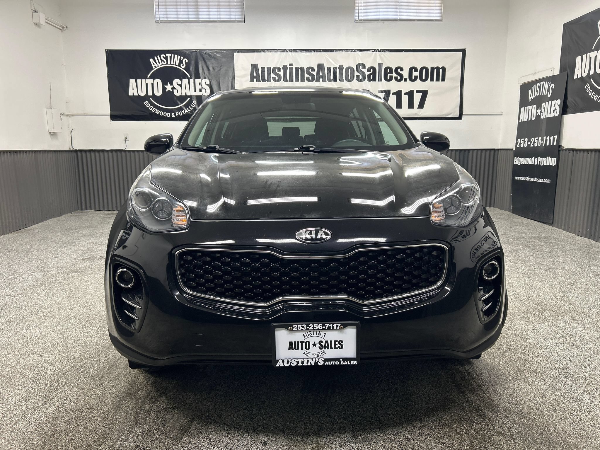 Used 2017 Kia Sportage LX AWD/4WD image 2