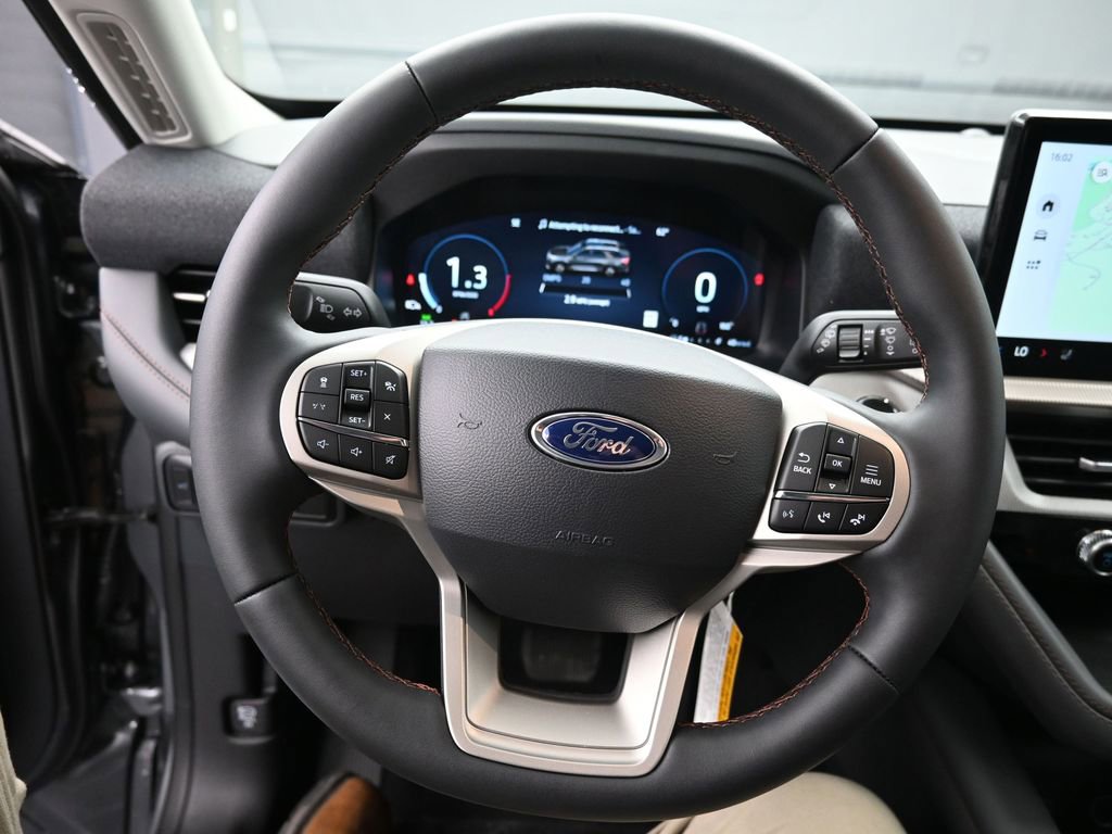 New 2026 Ford Explorer Active image 24