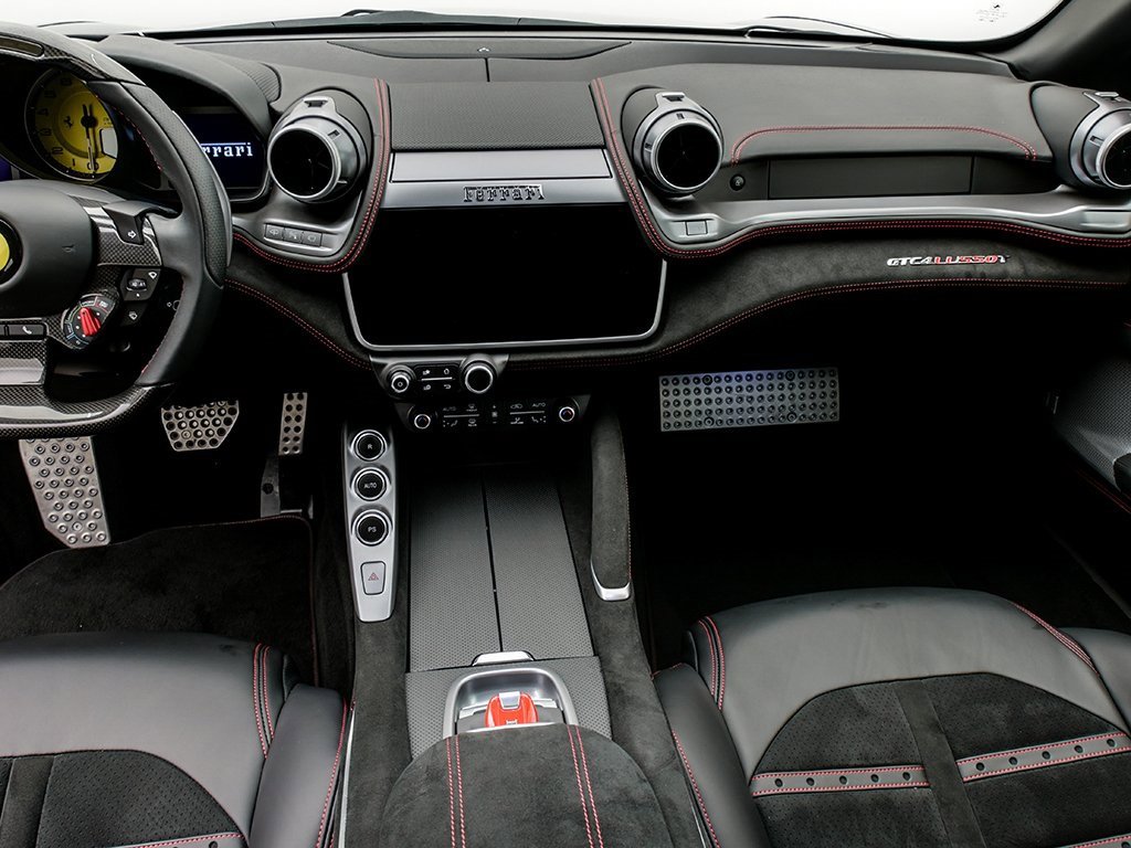 Certified 2020 Ferrari GTC4Lusso T image 13