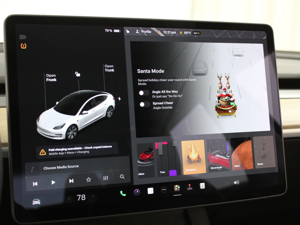 Used 2021 Tesla Model 3 Standard Range Plus image 14