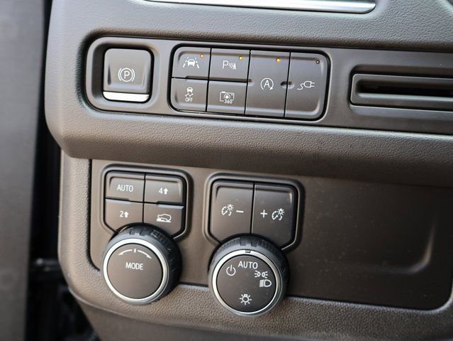 Used 2022 Chevrolet Tahoe LT w/ Luxury Package AWD/4WD image 41