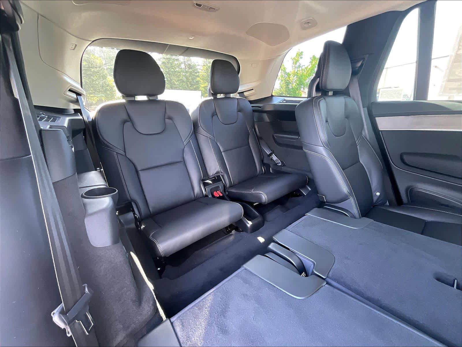 New 2026 Volvo XC90 T8 Ultra w/ Lounge Package AWD/4WD image 28