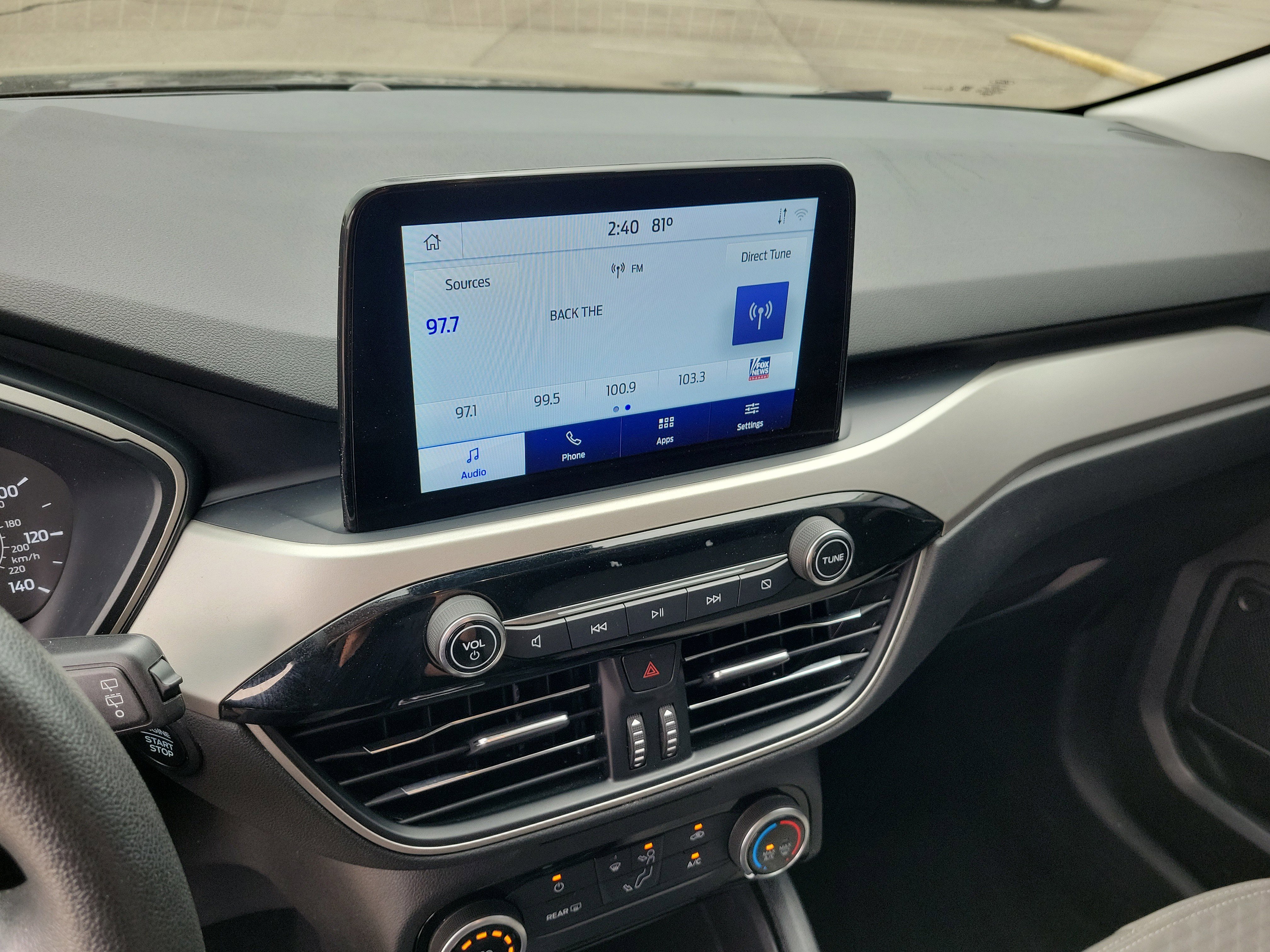 Used 2022 Ford Escape SE FWD image 28