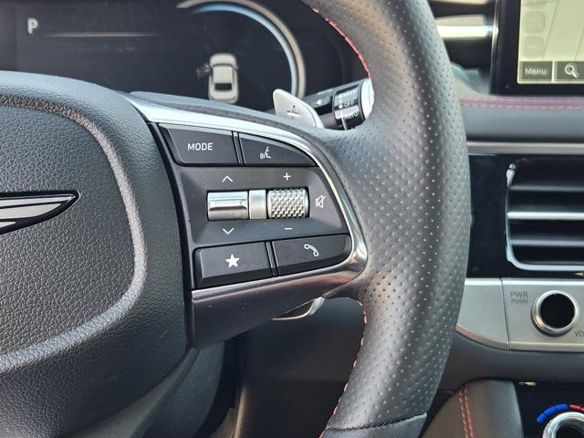 Used 2025 Genesis G70 2.5T w/ Sport Prestige Package image 29