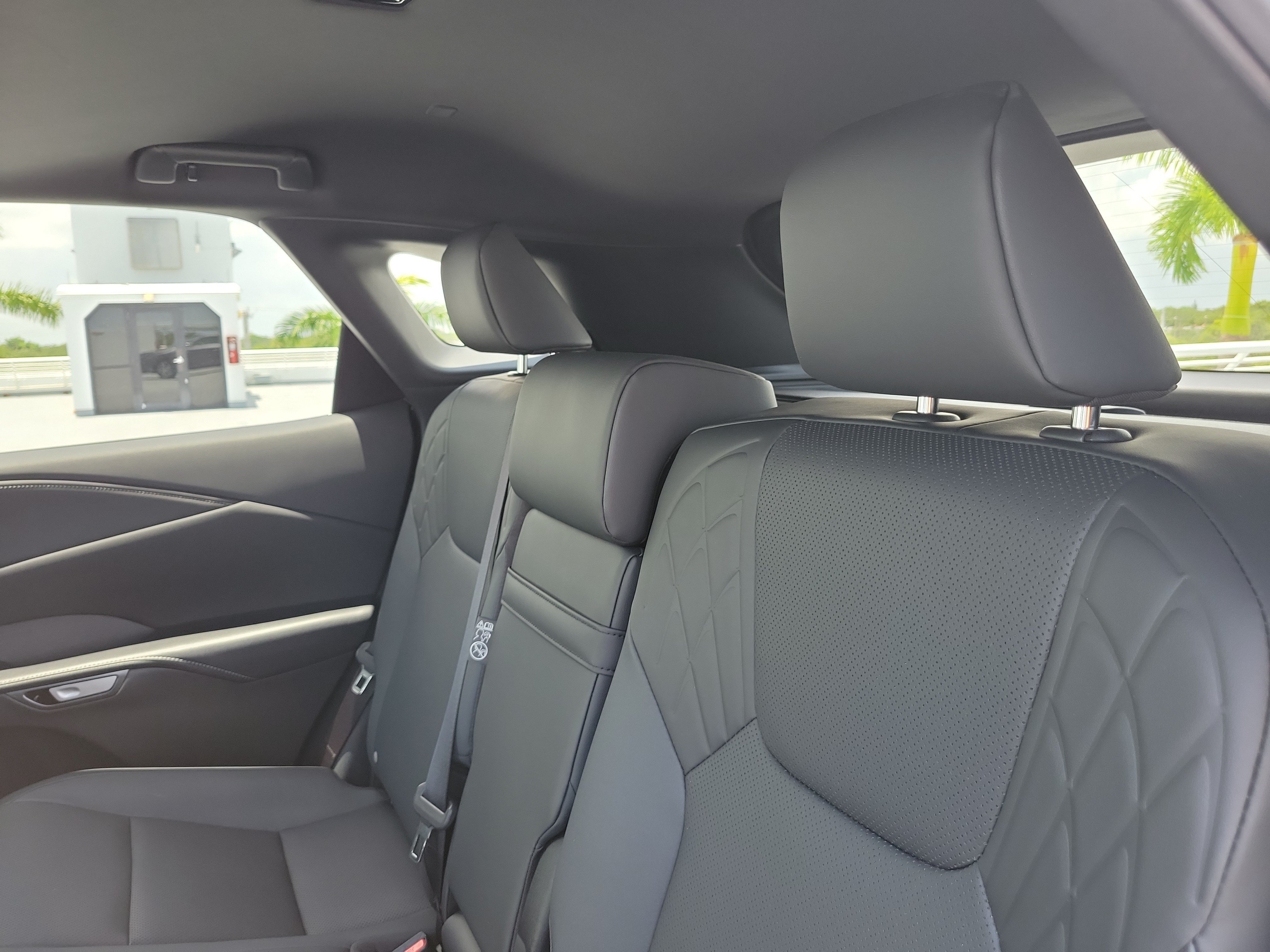 Certified 2025 Lexus RX 350 Premium w/ Accessory Package (Z1) FWD image 12