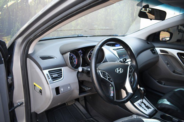 Used 2011 Hyundai Elantra Limited w/ Premium Pkg 5 FWD image 14