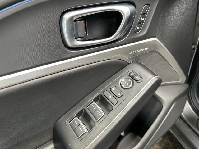 Certified 2025 Acura Integra A-Spec w/ Technology Package FWD image 10