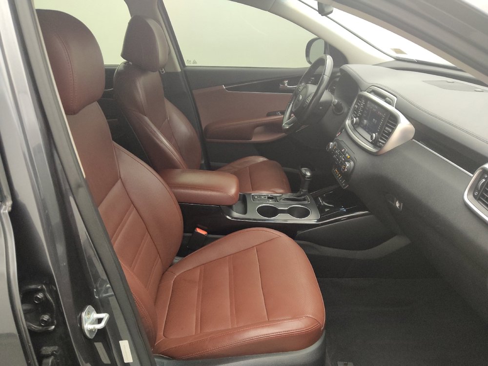 Used 2017 Kia Sorento SX image 21