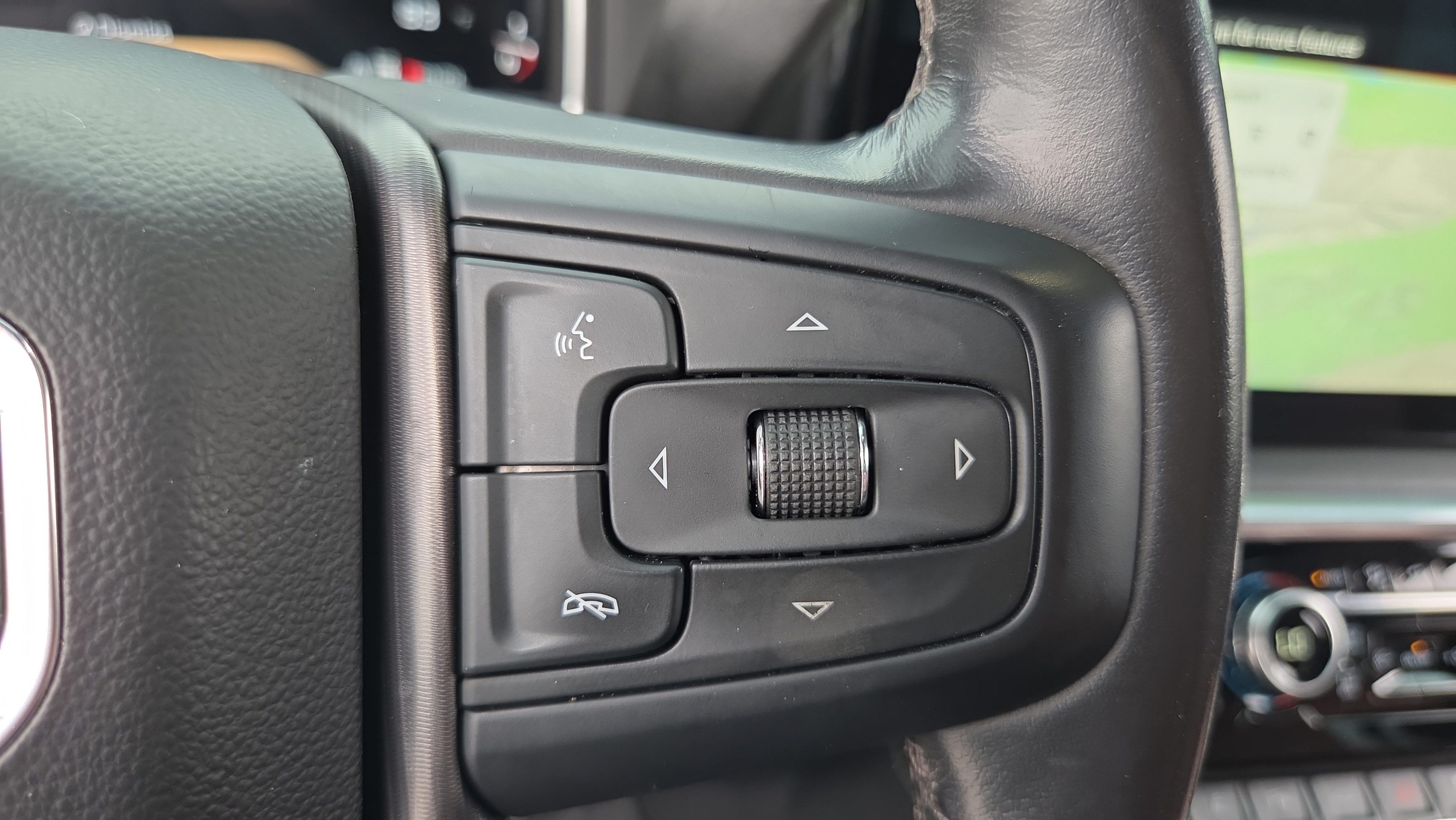 Used 2024 GMC Sierra 3500 Denali Ultimate AWD/4WD image 24