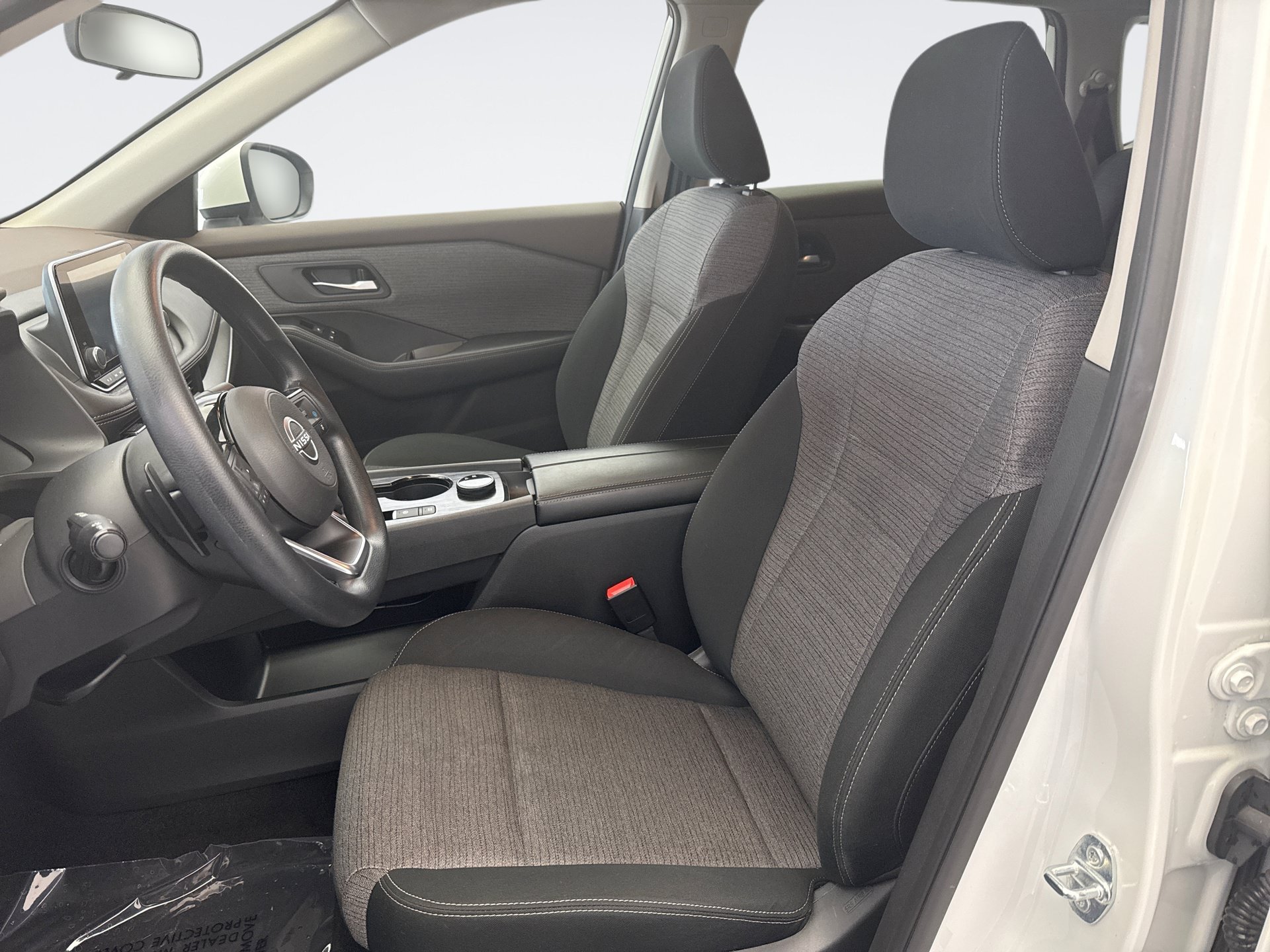 Used 2023 Nissan Rogue SV AWD/4WD image 11