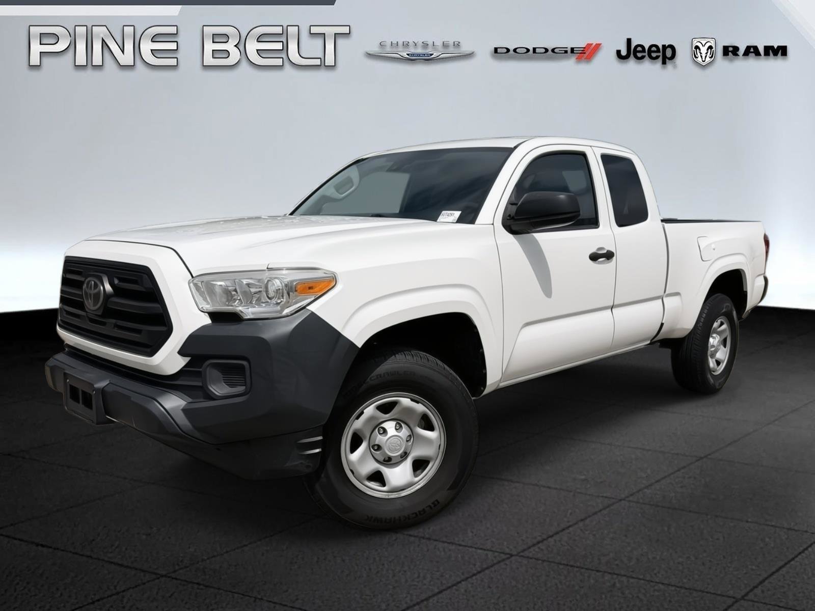 Used 2019 Toyota Tacoma SR RWD image 1