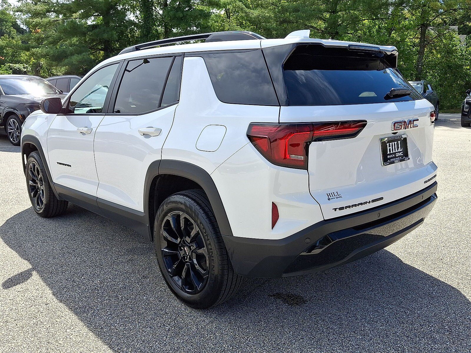 Used 2025 GMC Terrain Elevation w/ Black Edition AWD/4WD image 22