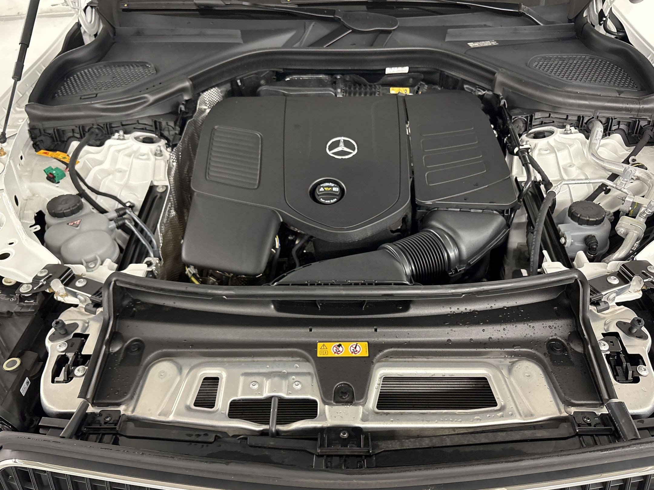 Certified 2025 Mercedes-Benz GLC 350e 4MATIC image 32