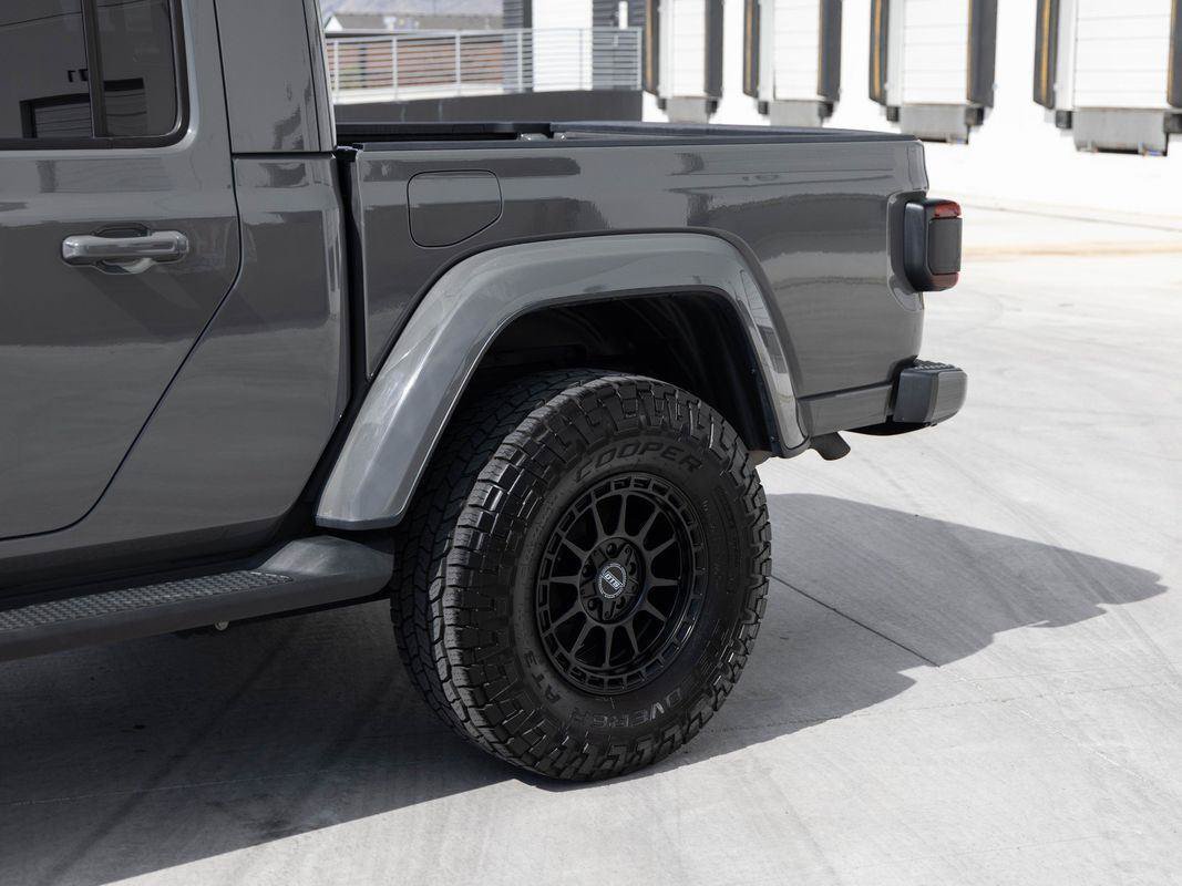 Used 2022 Jeep Gladiator Overland AWD/4WD image 5