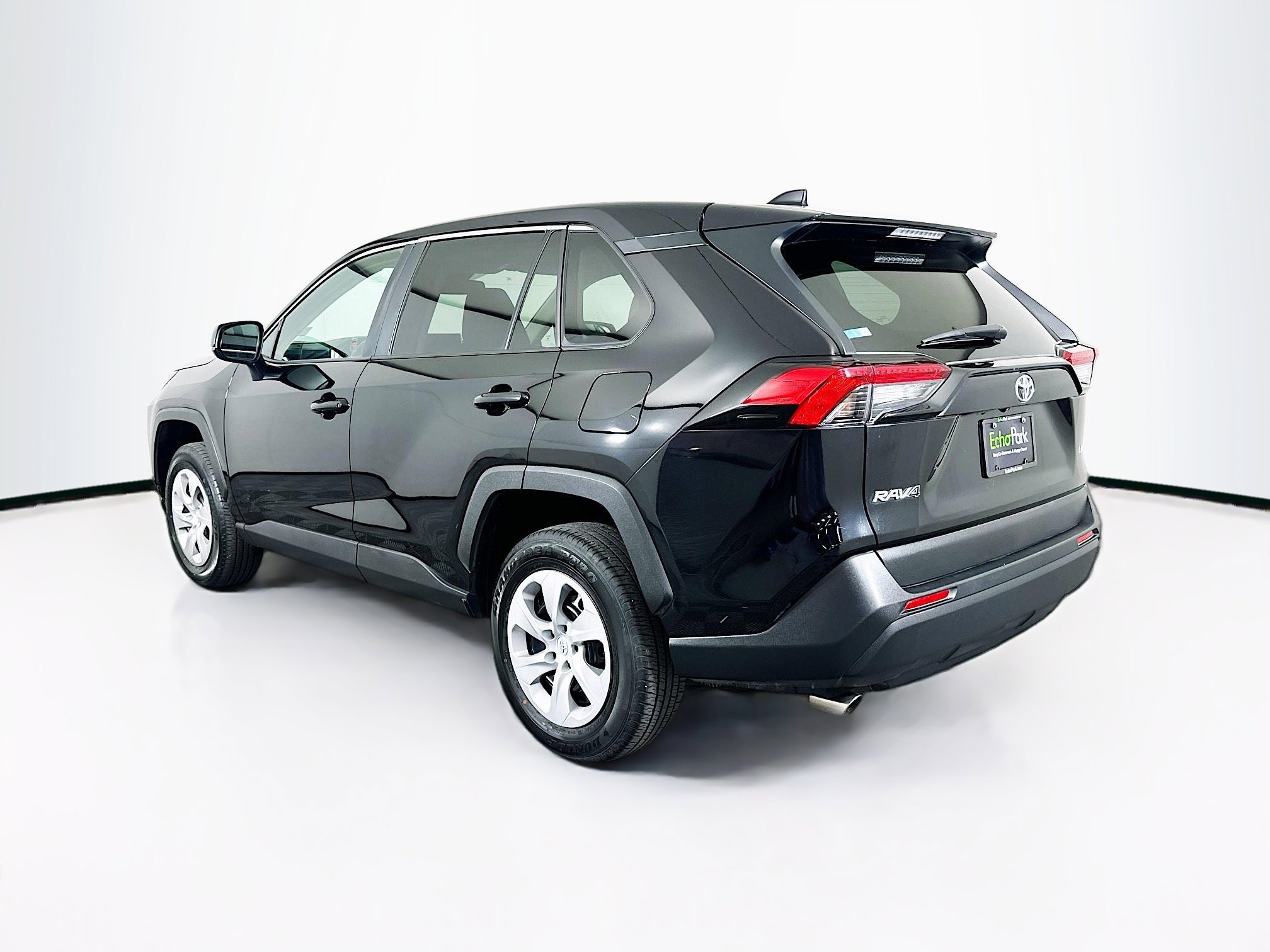 Used 2025 Toyota RAV4 LE image 5