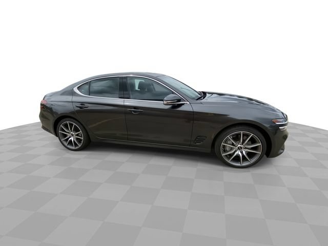 Used 2025 Genesis G70 2.5T AWD/4WD image 3
