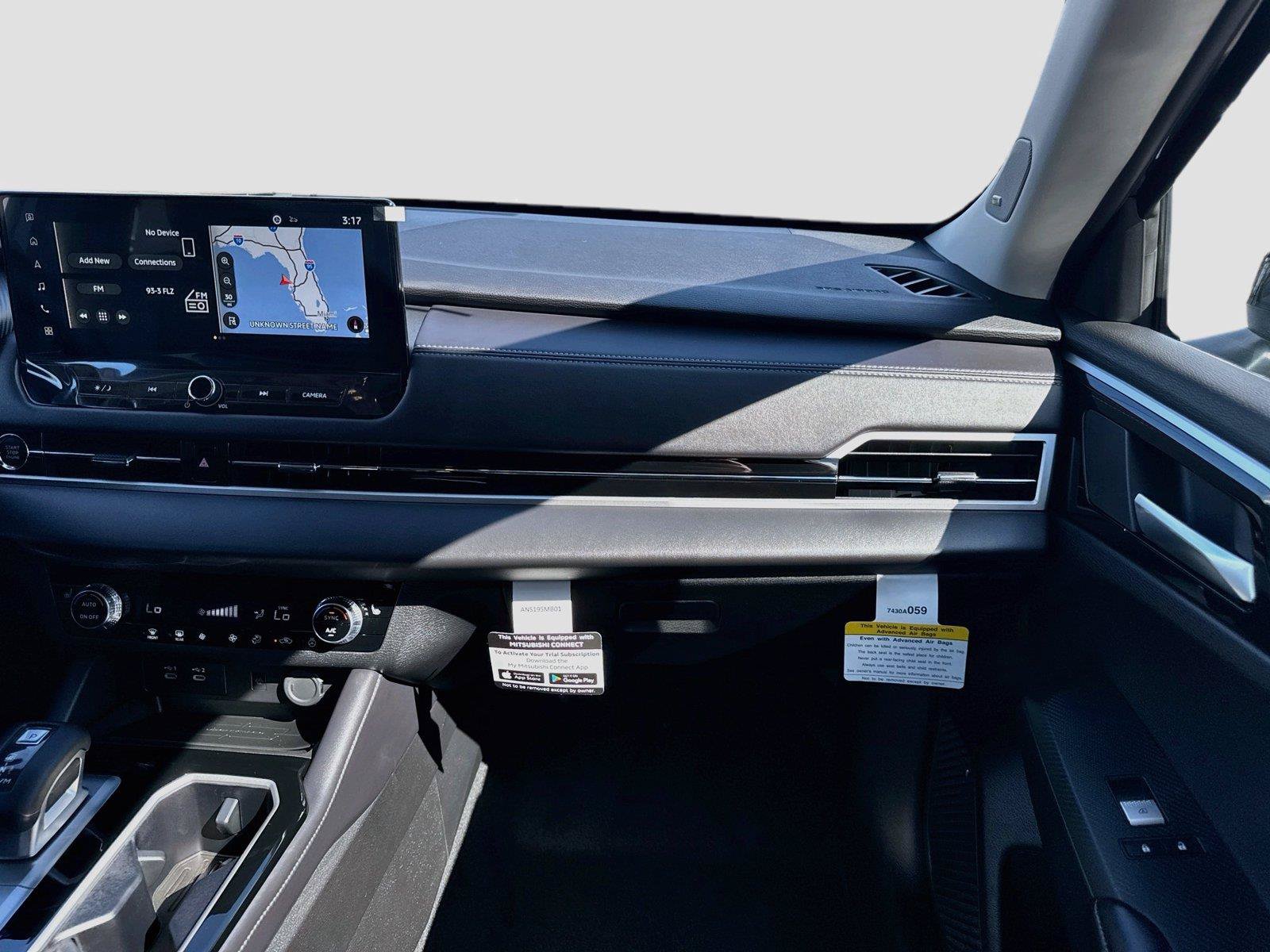 New 2026 Mitsubishi Outlander SE FWD image 29
