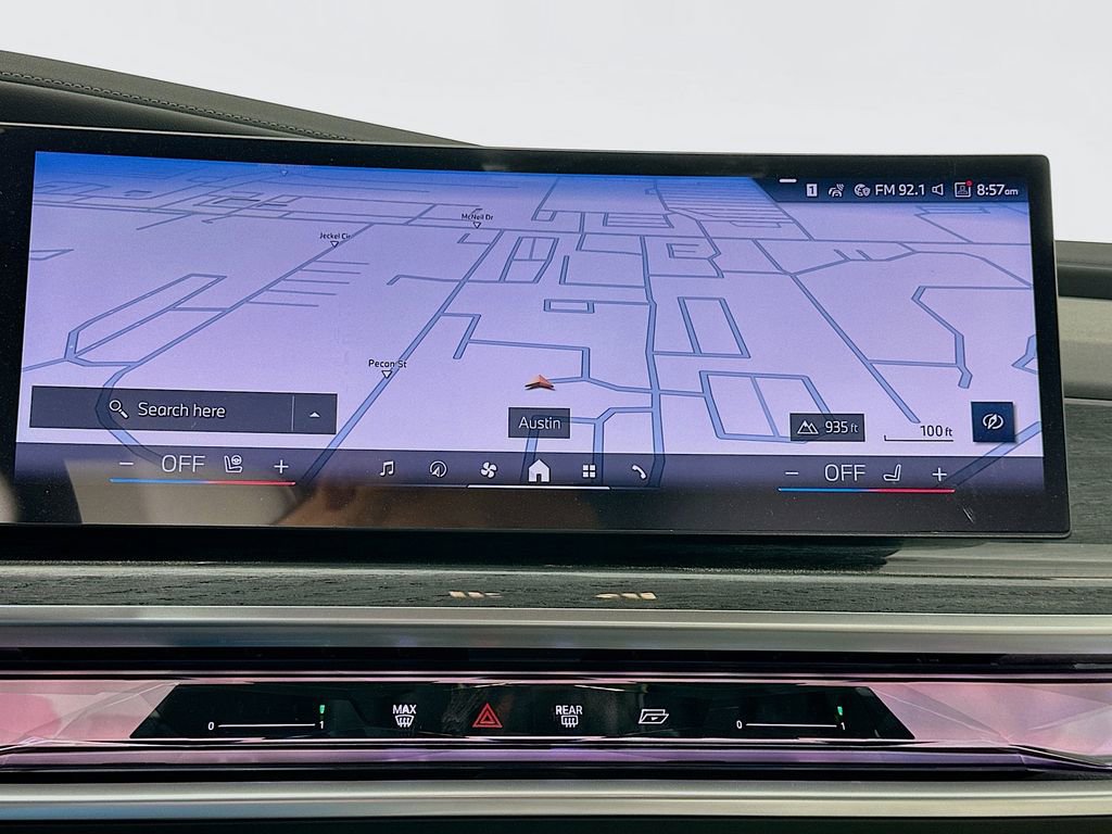 New 2026 BMW 750e xDrive image 12