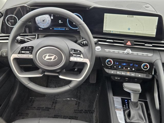 Certified 2026 Hyundai Elantra Limited FWD image 24
