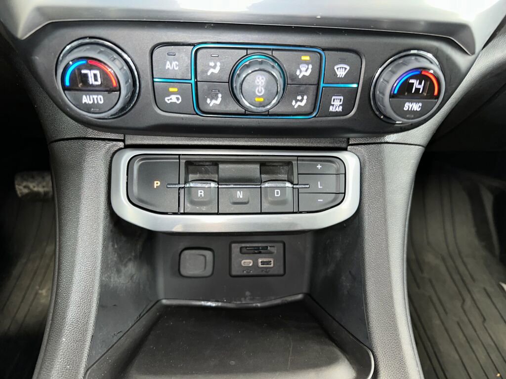 Certified 2022 GMC Acadia SLE w/ Driver Convenience Package image 15