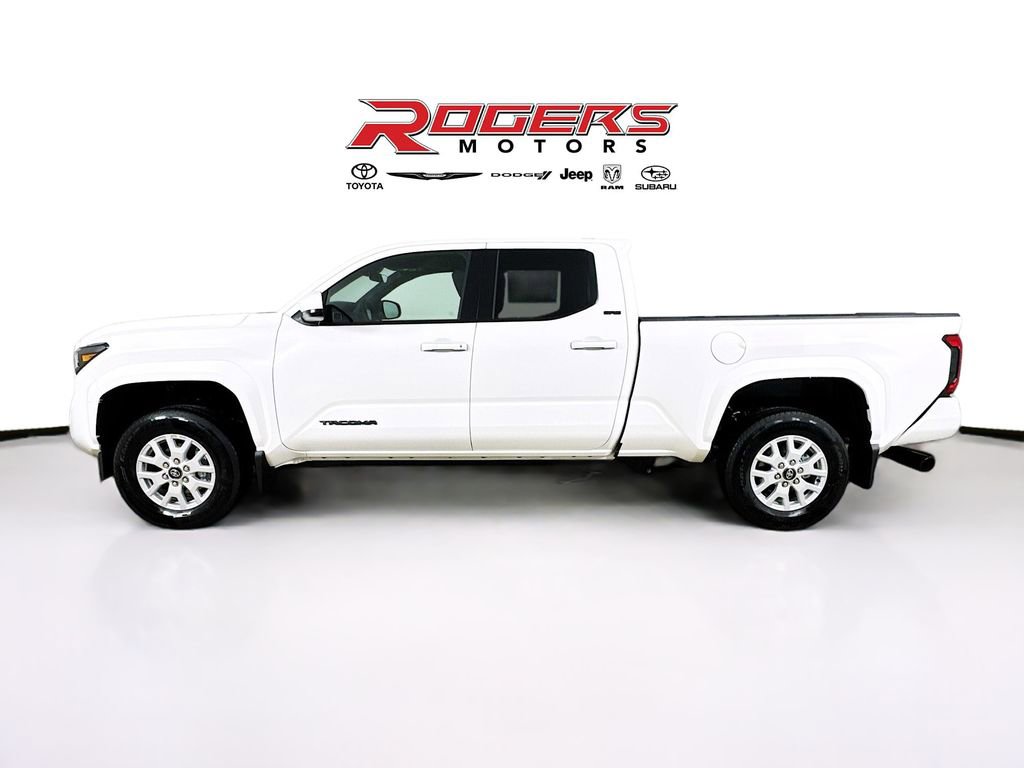New 2026 Toyota Tacoma SR5 image 4