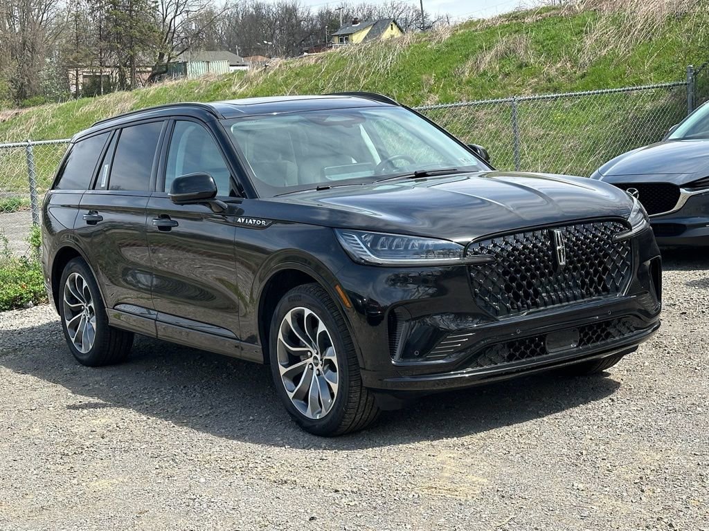 New 2026 Lincoln Aviator AWD image 30