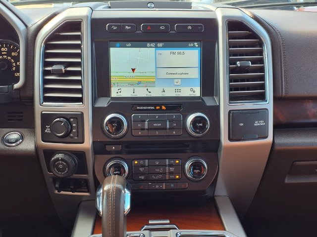 Used 2018 Ford F150 King Ranch w/ Equipment Group 601A Luxury AWD/4WD image 8