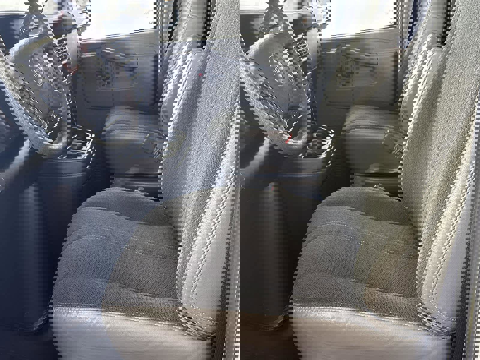 Used 2024 GMC Savana 2500 w/ Driver Convenience Package image 12