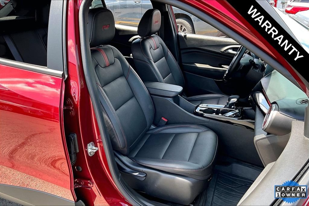 Used 2025 Chevrolet Trax RS w/ Driver Confidence Package FWD image 28