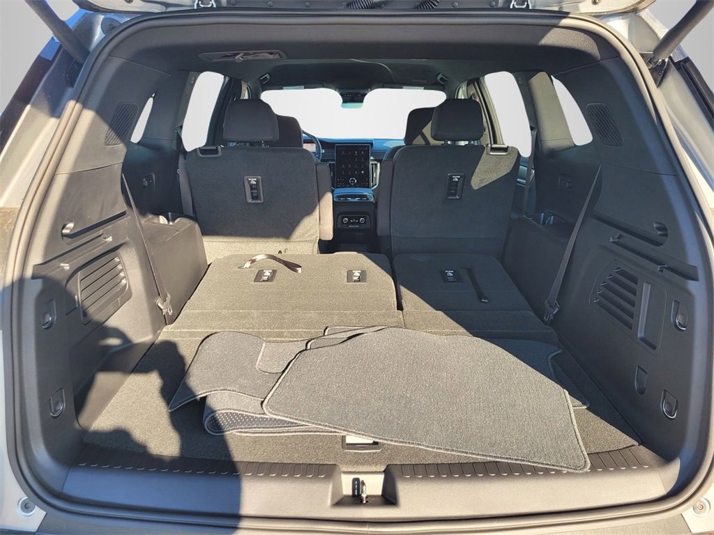 New 2026 GMC Acadia Elevation w/ Black Edition image 7