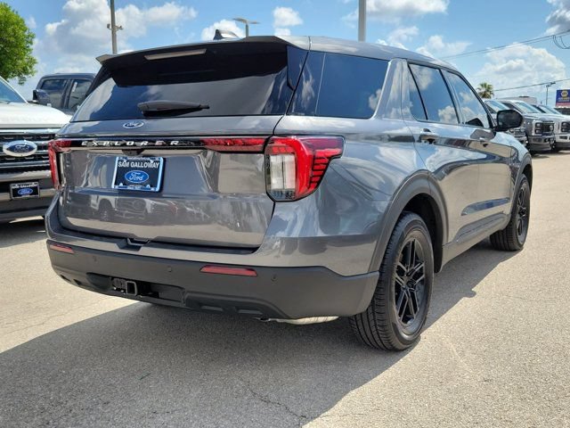 Certified 2026 Ford Explorer Active RWD image 6