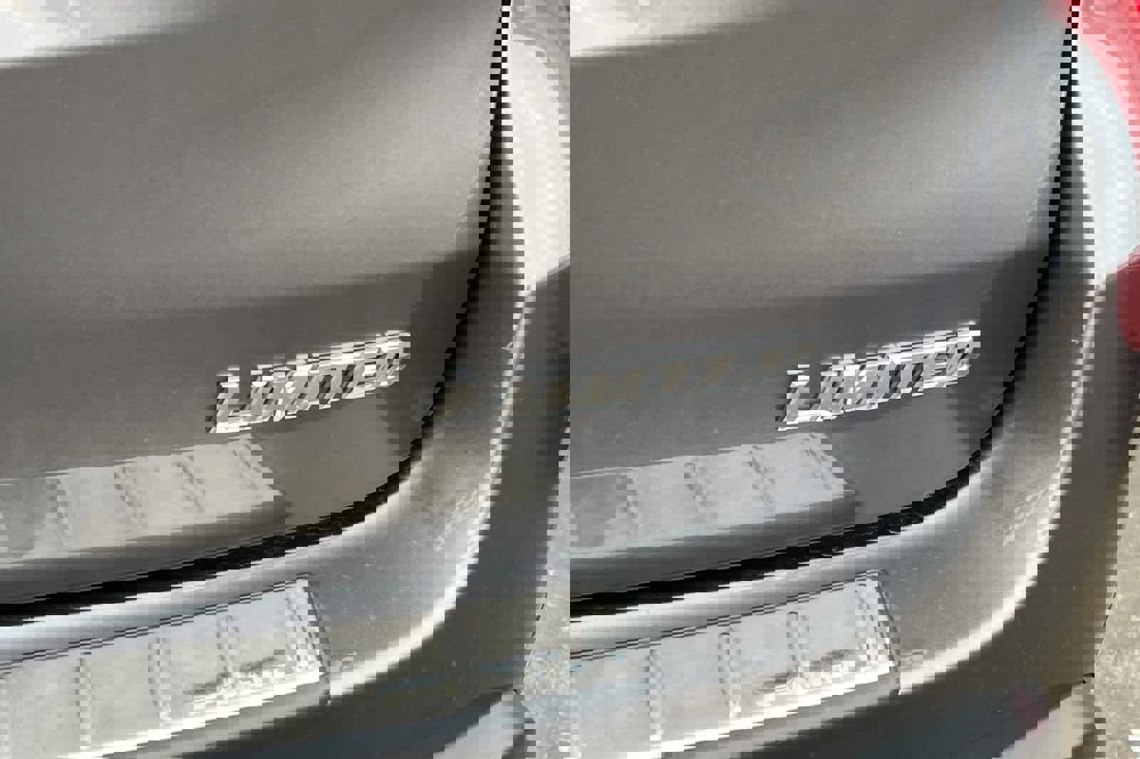 Used 2016 Toyota Highlander Limited image 7